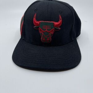 Chicago Bulls Pro Standard Leather Buckle NBA Hat Cap Black Green